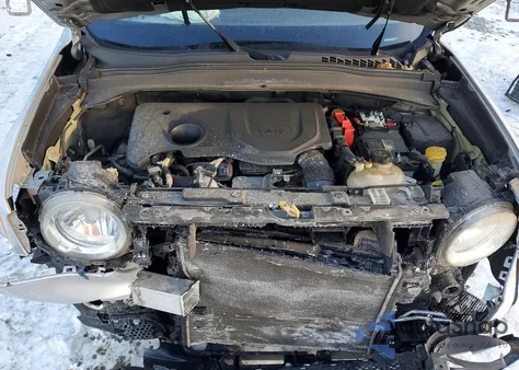 2020 Jeep Renegade Latitude from USA, damaged, VIN ZACNJBB18LPL00322